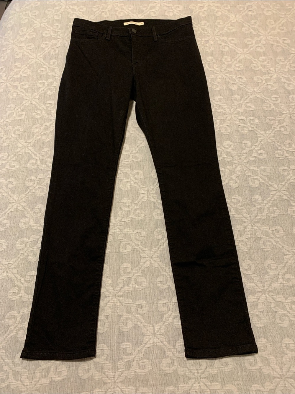 Levi's Women’s Black 311 Shaping Skinny Jeans (Size 30)